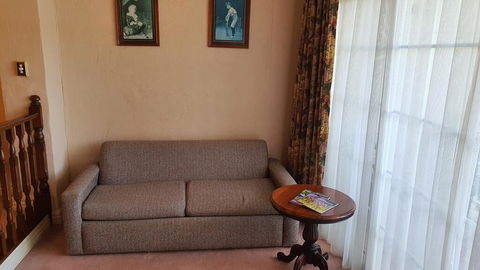 Victoria House Motor Inn - Tourism Hervey Bay 2