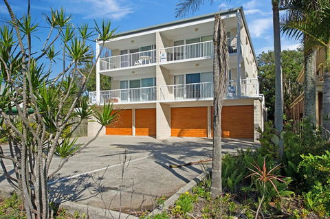 Views Of Moreton Island From Balcony At Beachside Haven Rickman Pde, Woorim - Tourism Hervey Bay 2