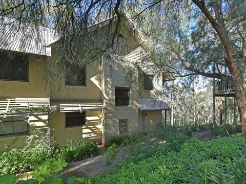 Villa 2br 540 Greenview Resort Condo Located Within Cypress Lakes Resort Nothing Is More Central - Tourism Hervey Bay 2