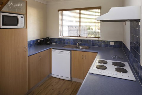 Villa 5 Whitesands - Hervey Bay Accommodation 2