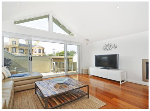 Villa By The Sea - Hervey Bay Accommodation 0