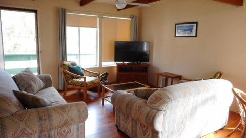 Villa Davoll At Hat Head (Pet Friendly) - Hervey Bay Accommodation 0