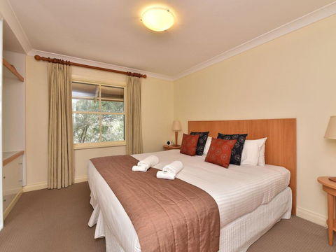 Villa Executive 2br Shiraz Resort Condo Located Within Cypress Lakes Resort (nothing Is More Central) - Tourism Hervey Bay 2