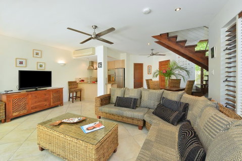 Villa Frangipani - Hervey Bay Accommodation 0
