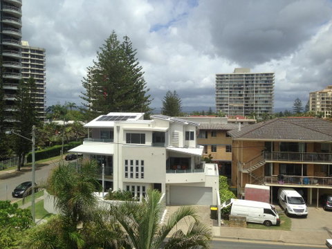 Villa Garfield Surfers Paradise - Hervey Bay Accommodation 1