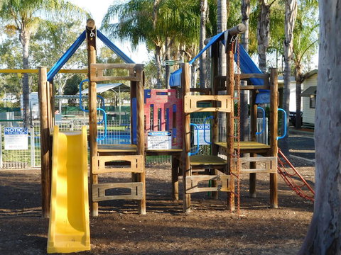 Villa Holiday Park - Hervey Bay Accommodation 1