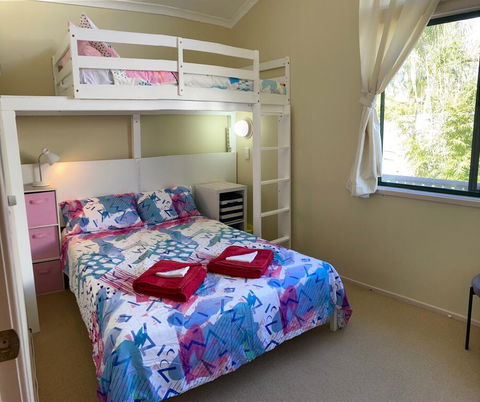 Villa Katfish - Hervey Bay Accommodation 0