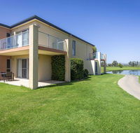 Villa On The Green - Hervey Bay Accommodation