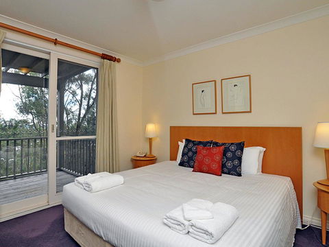 Villa Spa Executive 1br Pinot Resort Condo Located Within Cypress Lakes Resort (nothing Is More Central) - Tourism Hervey Bay 2