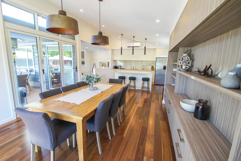 Villa Urbane - Hervey Bay Accommodation 0
