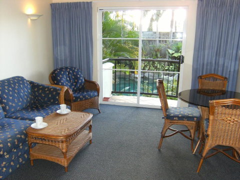 Villa Vaucluse Apartments - Hervey Bay Accommodation 1