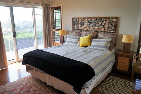 Villa With Views & Pool - Tourism Hervey Bay 3