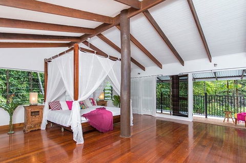 Villa Zena - Hervey Bay Accommodation 2