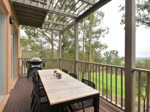 Villas Diciotto (sleeps 18) Resort Condos Located Within Cypress Lakes Resort (nothing Is More Central) - Hervey Bay Accommodation 0