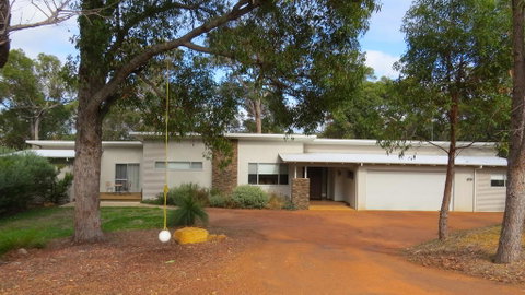 Vintners - More Space For You To Enjoy! - Hervey Bay Accommodation 2