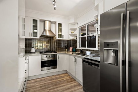 Viola House - Hervey Bay Accommodation 2