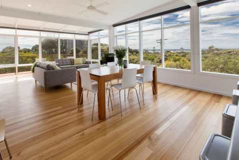 Vision Ave - Hervey Bay Accommodation 2