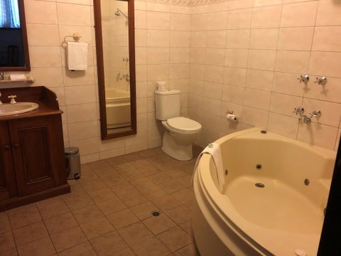 Vue Grand Hotel - Hervey Bay Accommodation 1