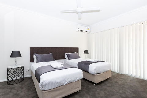 Wagga Apartments #4 - Hervey Bay Accommodation 2
