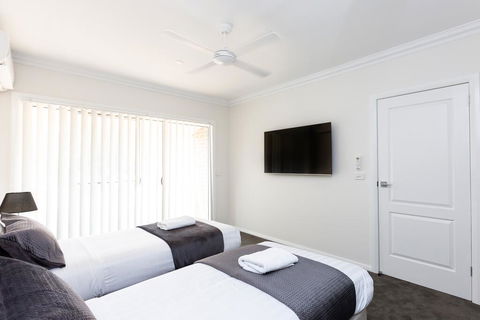 Wagga Apartments #4 - Hervey Bay Accommodation 3