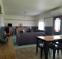 Wagga Wagga Country Cottages - Hervey Bay Accommodation