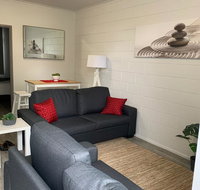 Walk to Lamberts Beach with Wi-fi and Netflix - Hervey Bay Accommodation