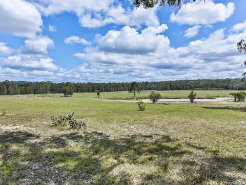 Wallaby Cottage - Cute Accom In Bushland Setting - Hervey Bay Accommodation 3