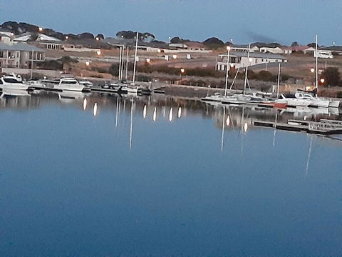 Wallaroo Marina Sea Vu Apartment - Tourism Hervey Bay 2
