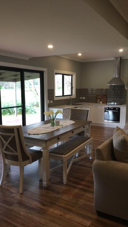 Walnut Tree Cottages - Hervey Bay Accommodation 1