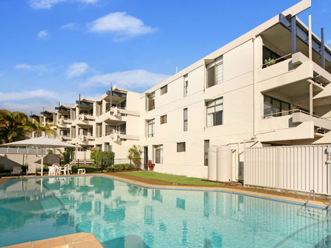 Warroo Apartments - Hervey Bay Accommodation 2