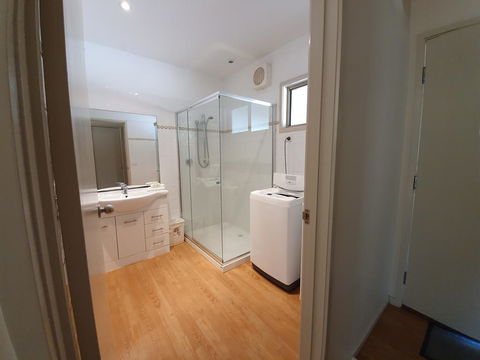 Waterfront Retreat At Wattle Point - Hervey Bay Accommodation 2