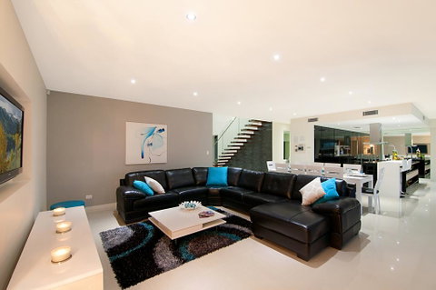 Waterfront Splendour - Hervey Bay Accommodation 2