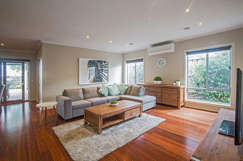 Nautical Rise Torquay - Hervey Bay Accommodation 5