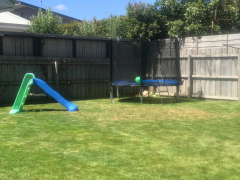 The Perfect Zone- SLEEPS 12 - Hervey Bay Accommodation 4