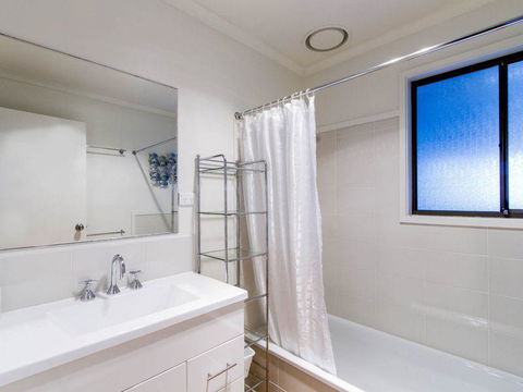 Perfect For Family Fun - Hervey Bay Accommodation 9