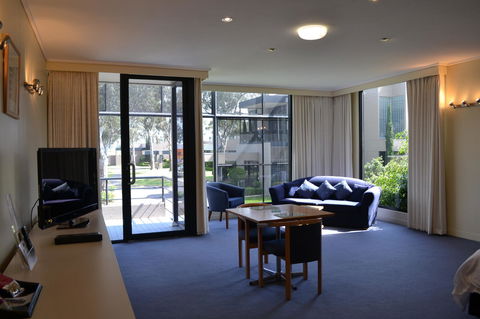 The Dingley Hotel - Tourism Hervey Bay 37