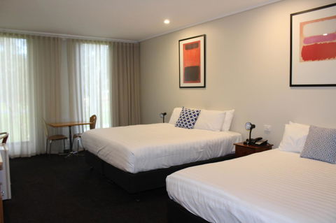 The Dingley Hotel - Tourism Hervey Bay 33