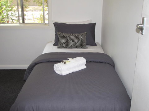 Clarke Street - Hervey Bay Accommodation 12