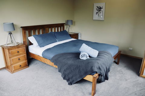 Red Ceder Cottage - Great Ocean Road - Port Campbell - Hervey Bay Accommodation 2