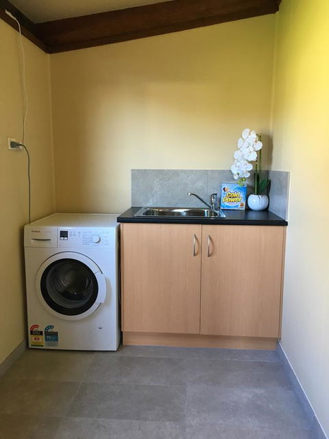 Red Ceder Cottage - Great Ocean Road - Port Campbell - Hervey Bay Accommodation 28