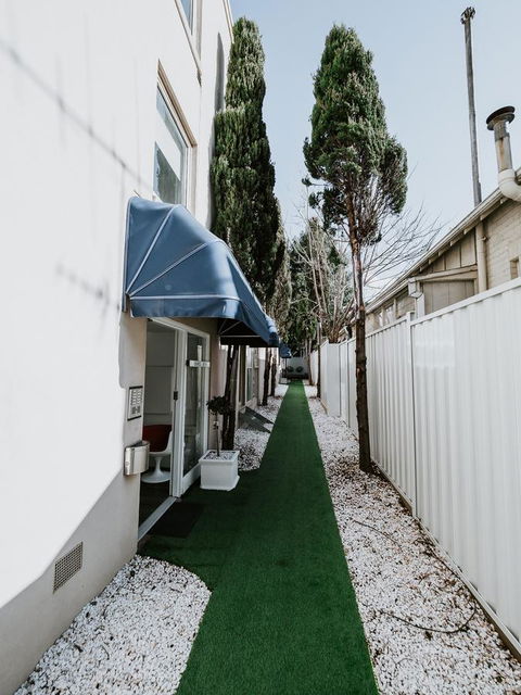 SoYa Apartment Hotel - Hervey Bay Accommodation 4