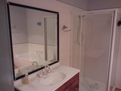 Avala Accommodation Daylesford - Tourism Hervey Bay 4