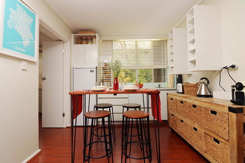 Colour Pop Fitzroy - 3 Bedroom Pet Friendly - Tourism Hervey Bay 3