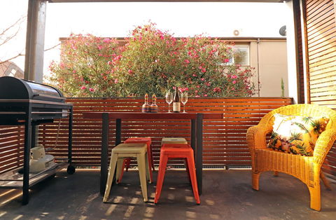 Colour Pop Fitzroy - 3 Bedroom Pet Friendly - Tourism Hervey Bay 8