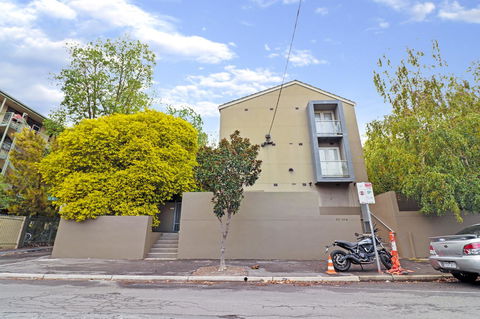 Colour Pop Fitzroy - 3 Bedroom Pet Friendly - Tourism Hervey Bay 28