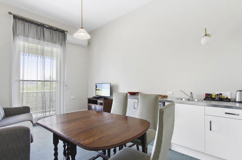 The Riversleigh - Tourism Hervey Bay 26