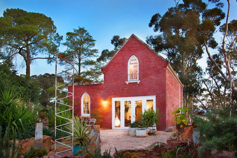 Be&be Castlemaine - Hervey Bay Accommodation 0