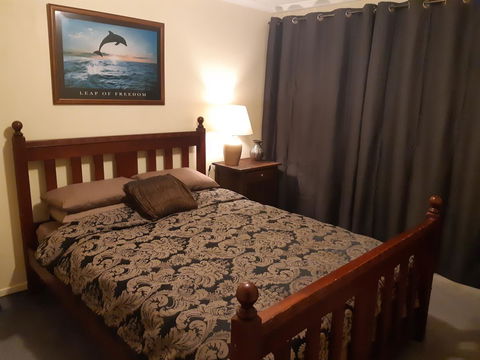 Elevated Holiday House Overlooks Tranquil Wetlands - Tourism Hervey Bay 5