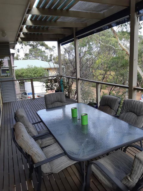 Elevated Holiday House Overlooks Tranquil Wetlands - Tourism Hervey Bay 9
