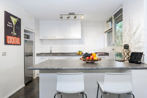 Melbourne Villa - Hervey Bay Accommodation 11